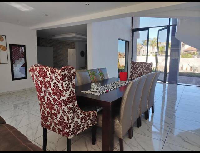 5 BEDROOM HOUSE FOR SALE IN BENDOR